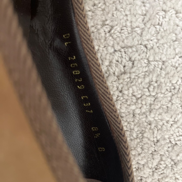 Salvatore Ferragamo Shoes - Picture 6 of 9